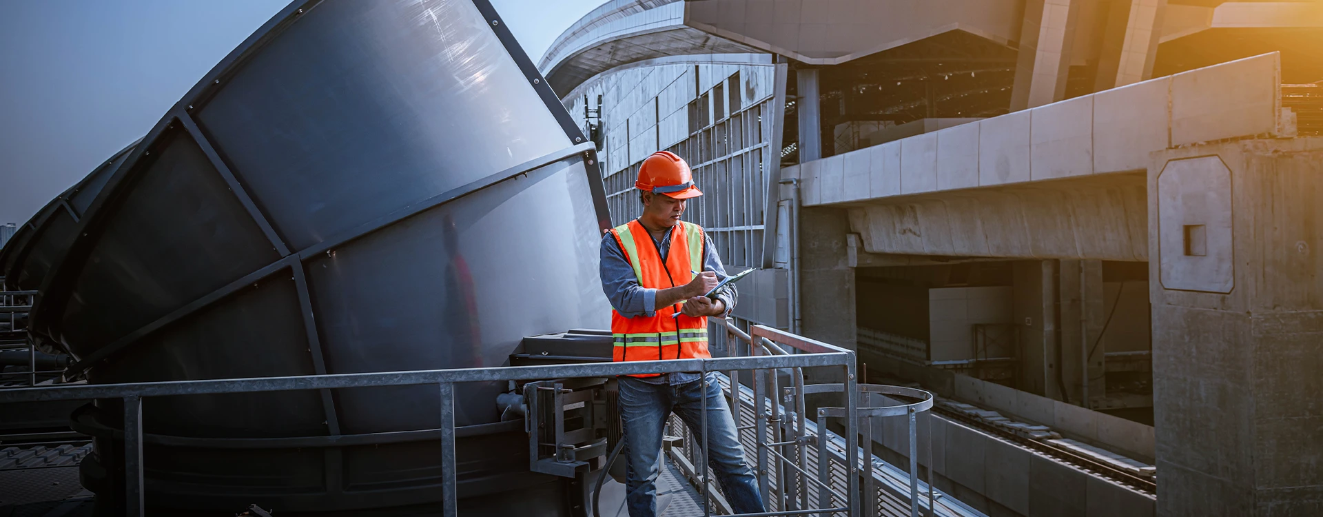 Engineer In Hi-Vis Conduction An Inspection.